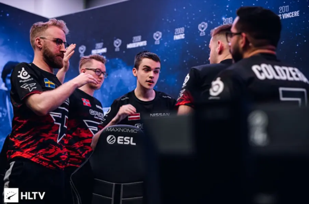 斯特而非范 斯特而非范