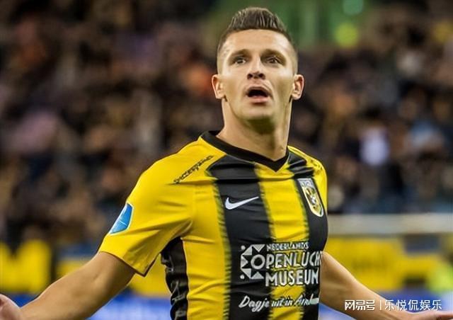 旧保持了顶 旧保持了顶