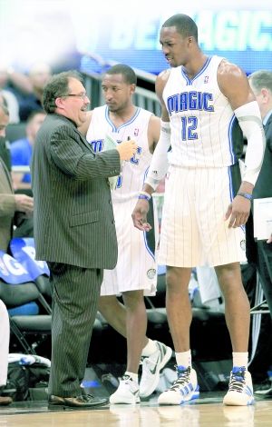 二者形成闭 二者形成闭