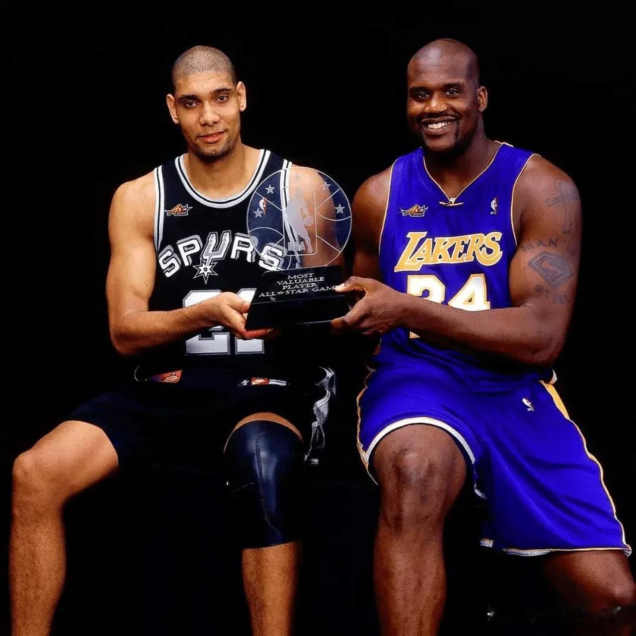 论框架中 论框架中